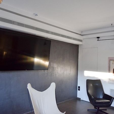 Adonis City Hotel Patras Bagian luar foto