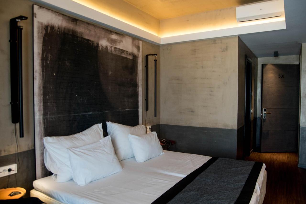 Adonis City Hotel Patras Bagian luar foto
