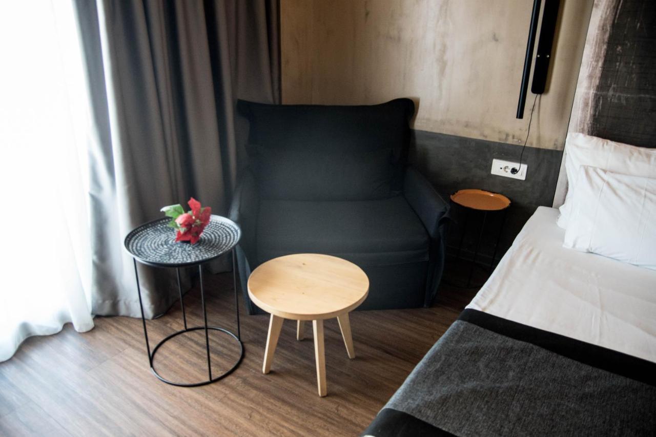 Adonis City Hotel Patras Bagian luar foto
