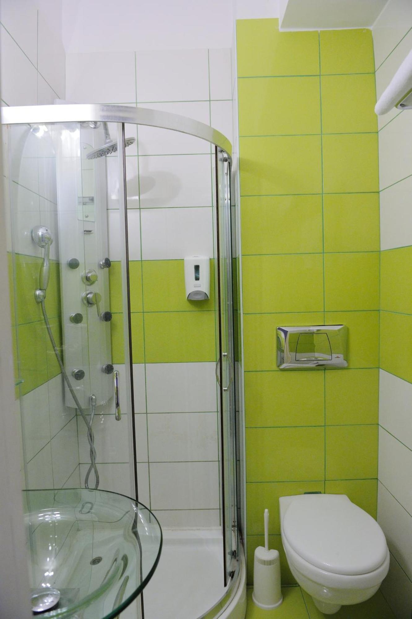 Adonis City Hotel Patras Bagian luar foto